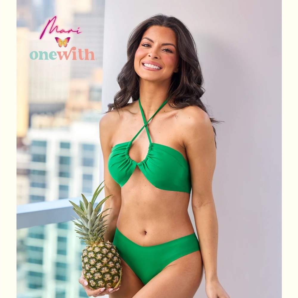 NEW WITH TAGS OneWith Swim Bikini Top